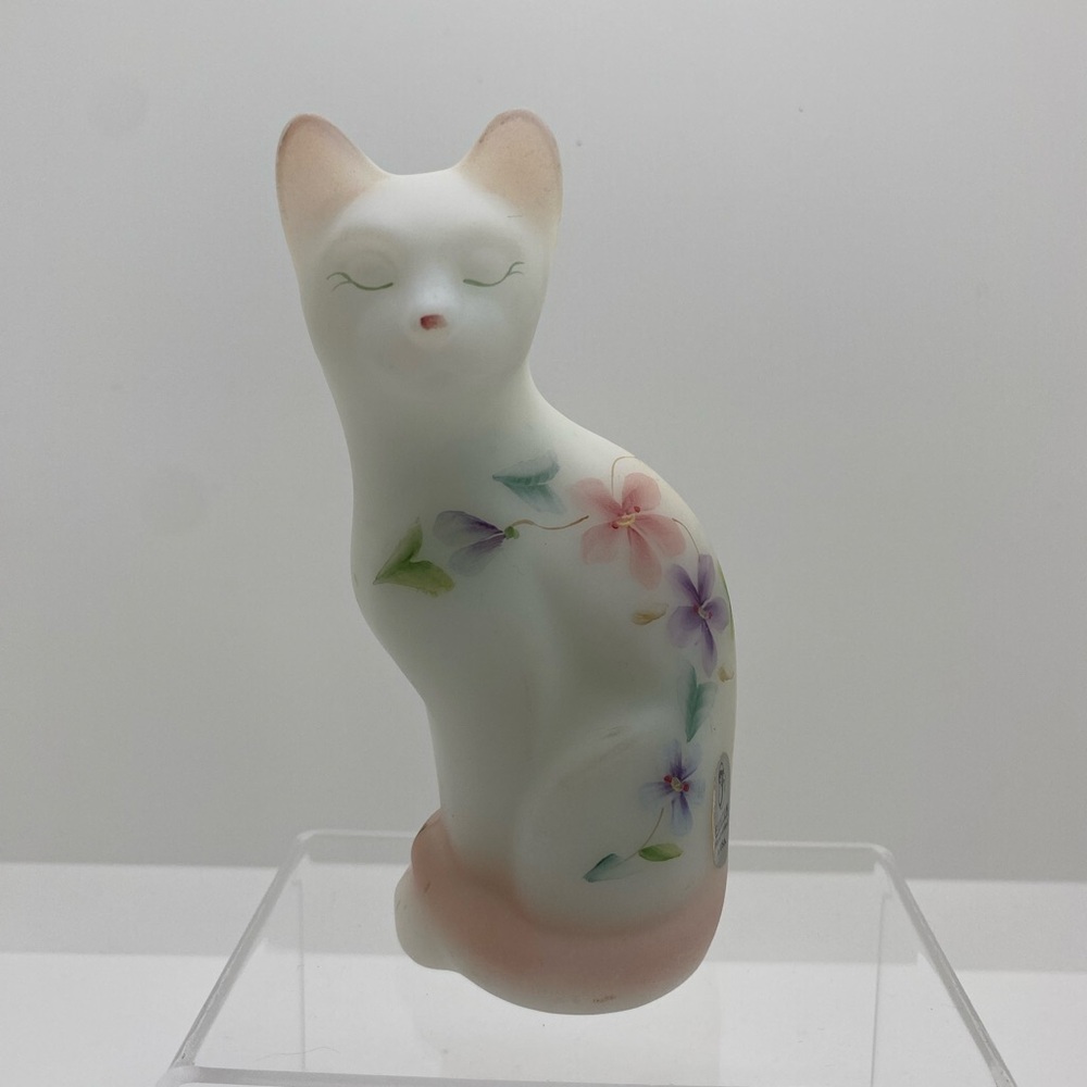 Fenton Art Glass Cat White Satin Finish Hand-Painted Signed 6-1/4"